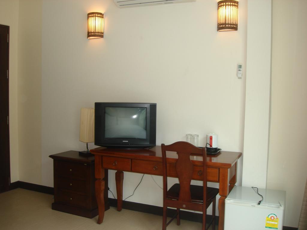 Tropicoza Hostel Patong Szoba fotó