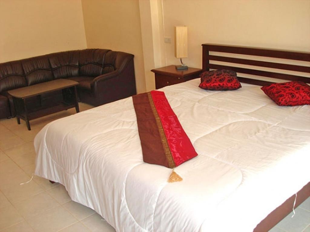 Tropicoza Hostel Patong Szoba fotó